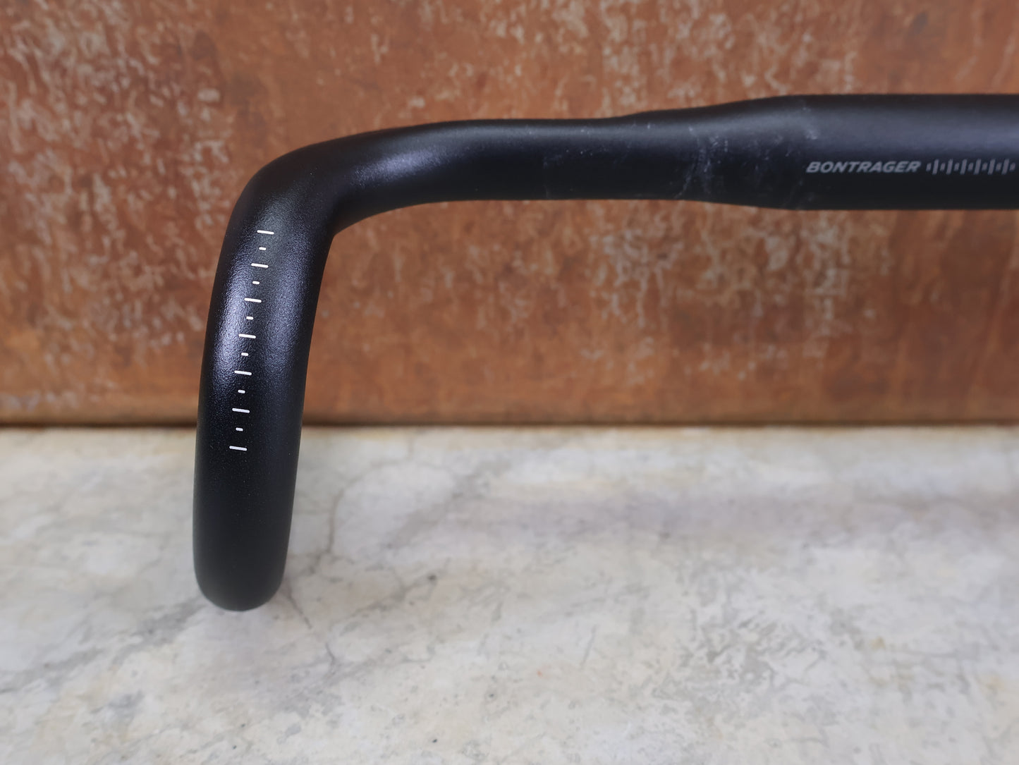 BONTRAGER GR ELITE ROAD GRAVEL LENKER / 380 MM / 13 GRAD FLARE / ISOZONE / 304G