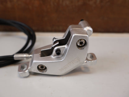 SRAM MOTIVE ULTIMATE STEALTH V2 BREMSEN SET / 4-KOLBEN MINERALÖL CARBON XC TRAIL