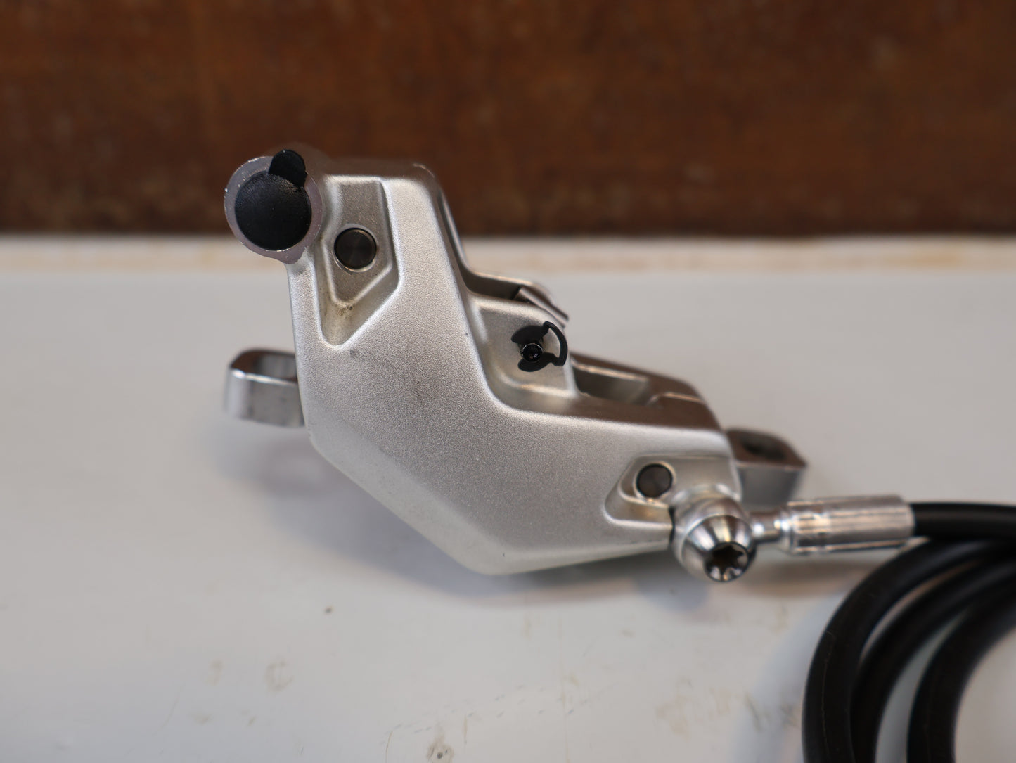 SRAM MOTIVE ULTIMATE STEALTH V2 BREMSEN SET / 4-KOLBEN MINERALÖL CARBON XC TRAIL