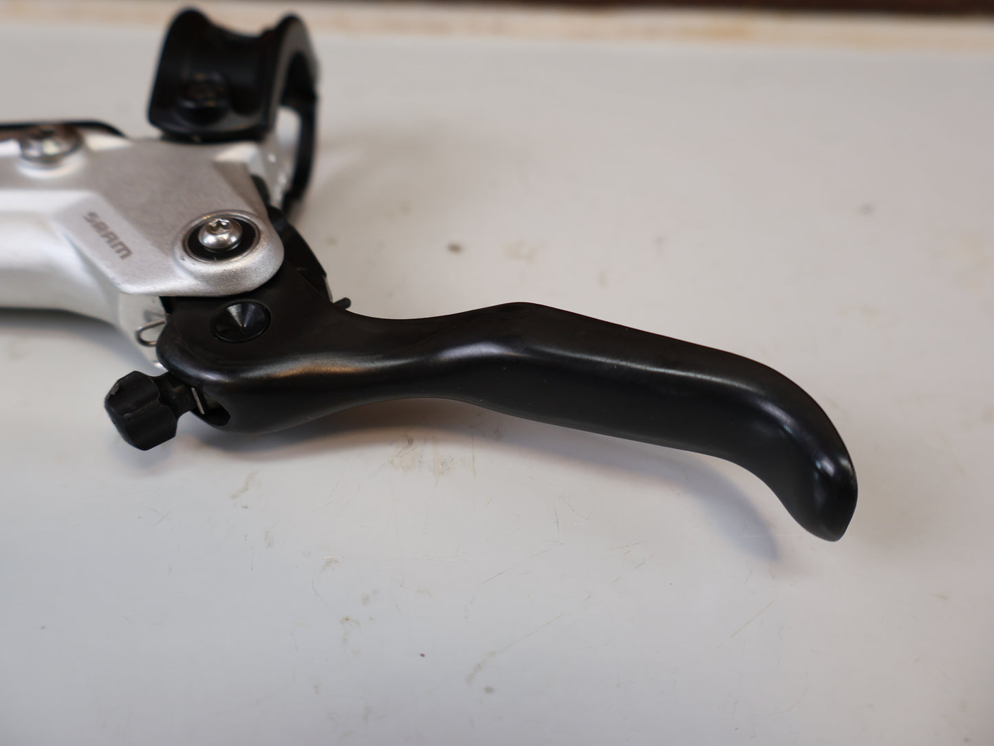 SRAM MOTIVE ULTIMATE STEALTH V2 BREMSEN SET / 4-KOLBEN MINERALÖL CARBON XC TRAIL
