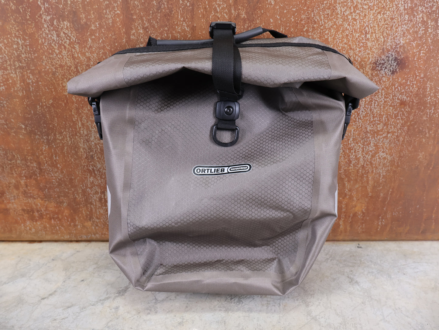 ORTLIEB GRAVEL-PACK SINGLE QL3.1 / 14.5L / DARK SAND / WATERPROOF / 540G