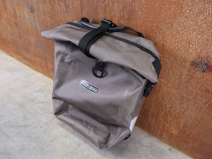 ORTLIEB GRAVEL-PACK SINGLE QL3.1 / 14.5L / DARK SAND / WATERPROOF / 540G