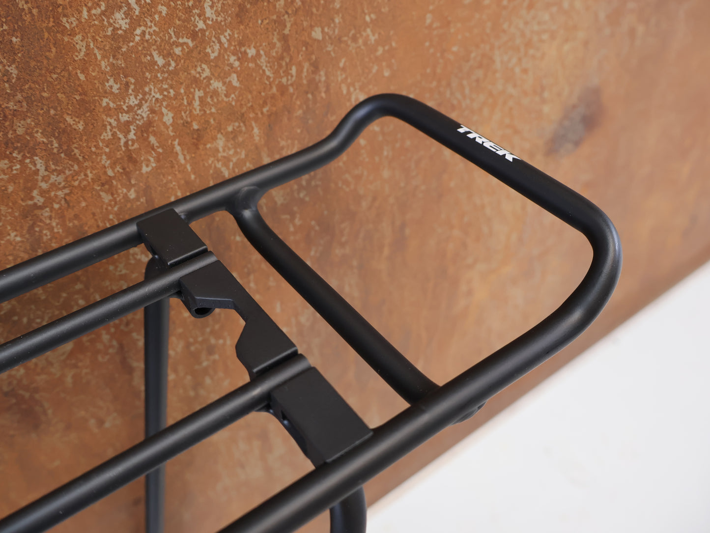 TREK BACKRACK MIK / REISE UND ALLTAGS GEPÄCKTRÄGER / UNIVERSAL / BIS 25 KG