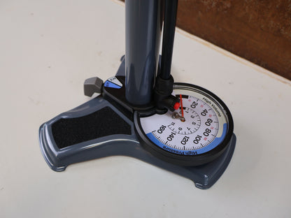 TREK DUAL CHARGER STANDPUMPE / 11 BAR 160 PSI PRESTA SCHRADER MANOMETER