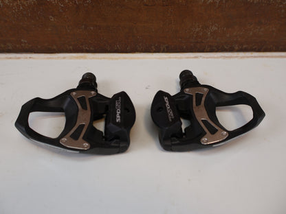 SHIMANO PD-R550 SPD-SL PEDALE / KLICKPEDAL ROAD RENNRAD SCHWARZ INKL CLEATS