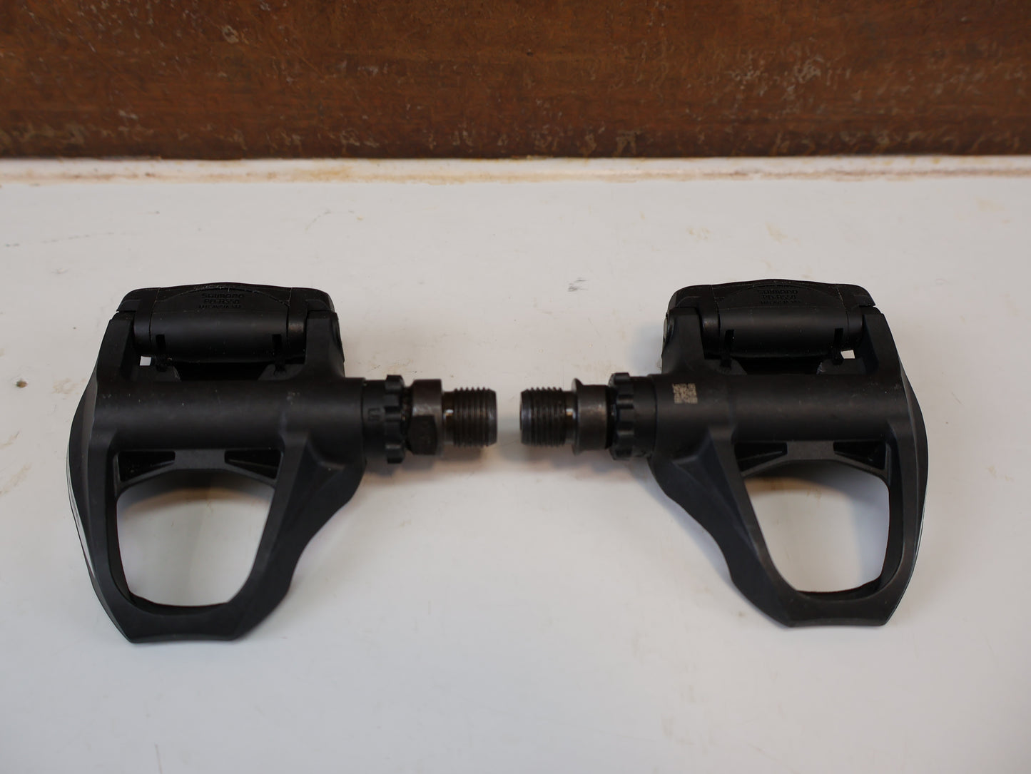 SHIMANO PD-R550 SPD-SL PEDALE / KLICKPEDAL ROAD RENNRAD SCHWARZ INKL CLEATS