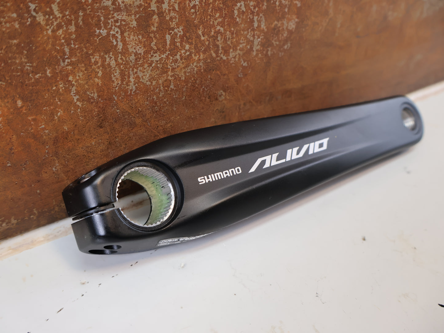 SHIMANO ALIVIO FC-T4060 KURBEL / 3X9-FACH 48-36-26Z 175MM 2-PIECE SCHWARZ