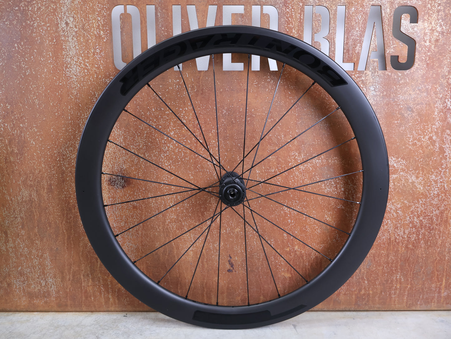 BONTRAGER AEOLUS ELITE 50 DISC LAUFRADSATZ / OCLV CARBON / 50 MM / ROAD / 1755G