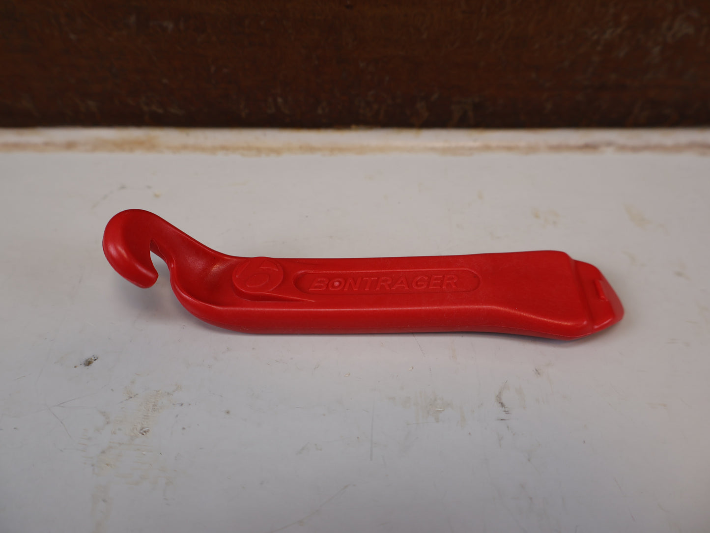 BONTRAGER TIRE LEVER SET / REIFENHEBER PAAR (2 STÜCK) ROBUST ERGONOMISCH / ROT