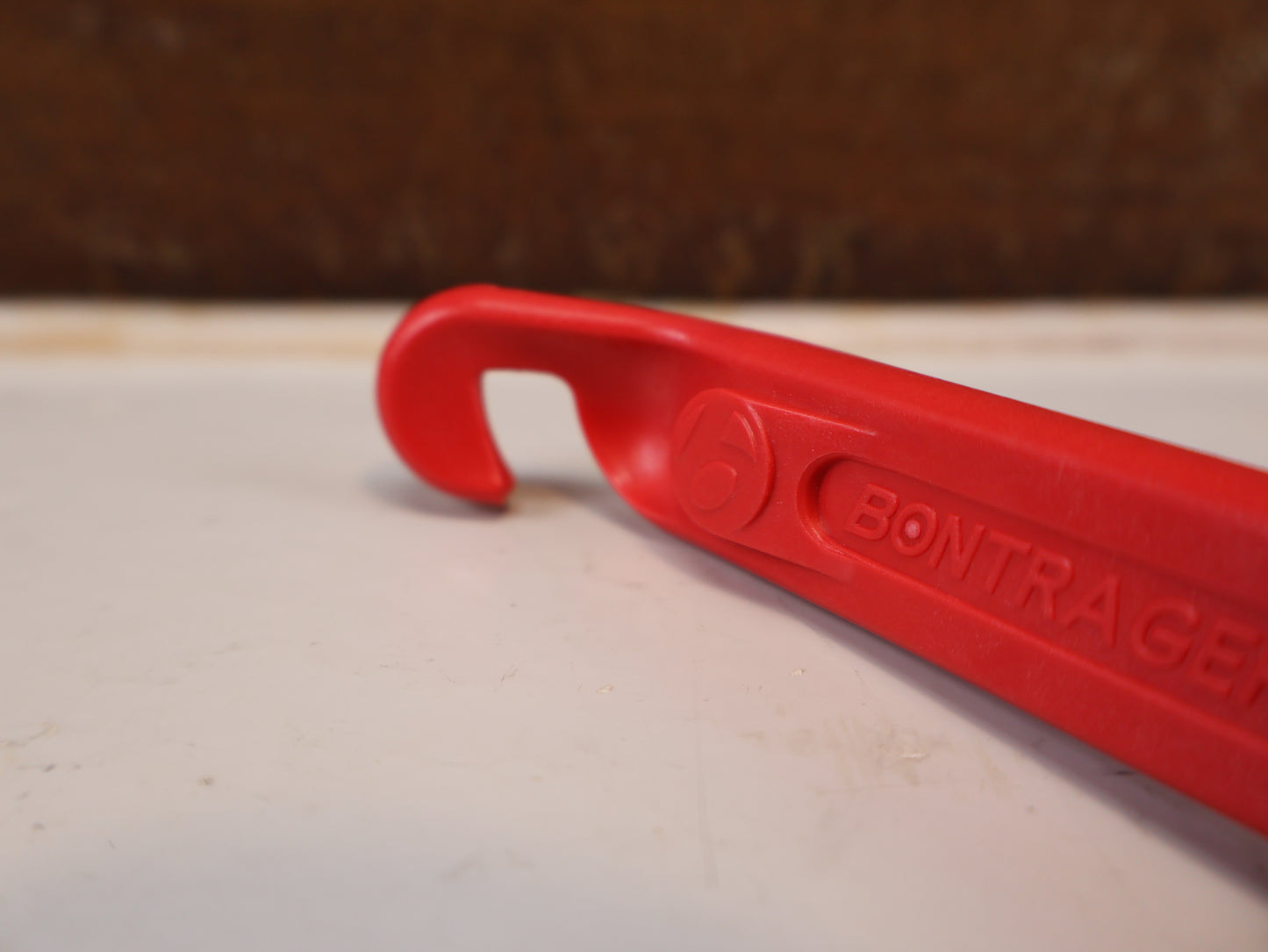 BONTRAGER TIRE LEVER SET / REIFENHEBER PAAR (2 STÜCK) ROBUST ERGONOMISCH / ROT