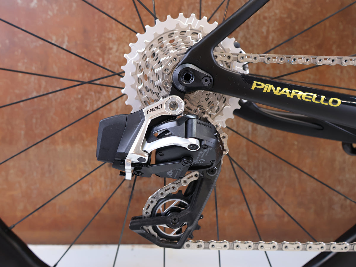 PINARELLO DOGMA X DISC RED AXS PRICETON GRIT 4540 / 53CM GOLD