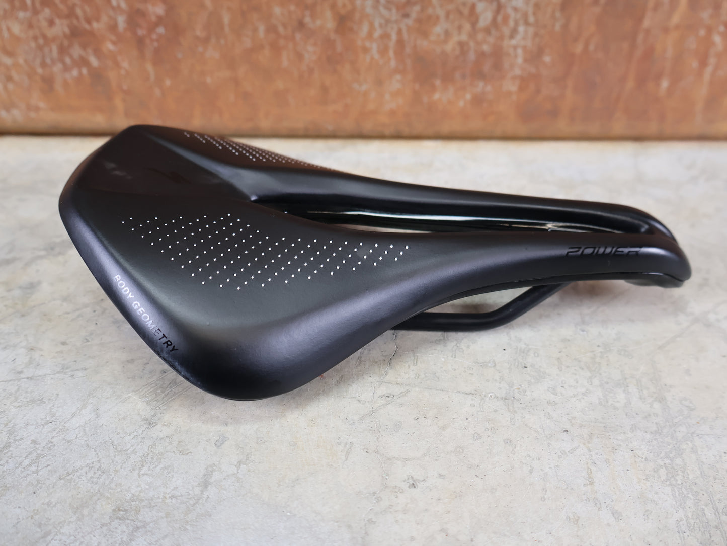 SPECIALIZED POWER EXPERT SADDLE / 155 MM / HOLLOW TITANIUM RAILS / 235G