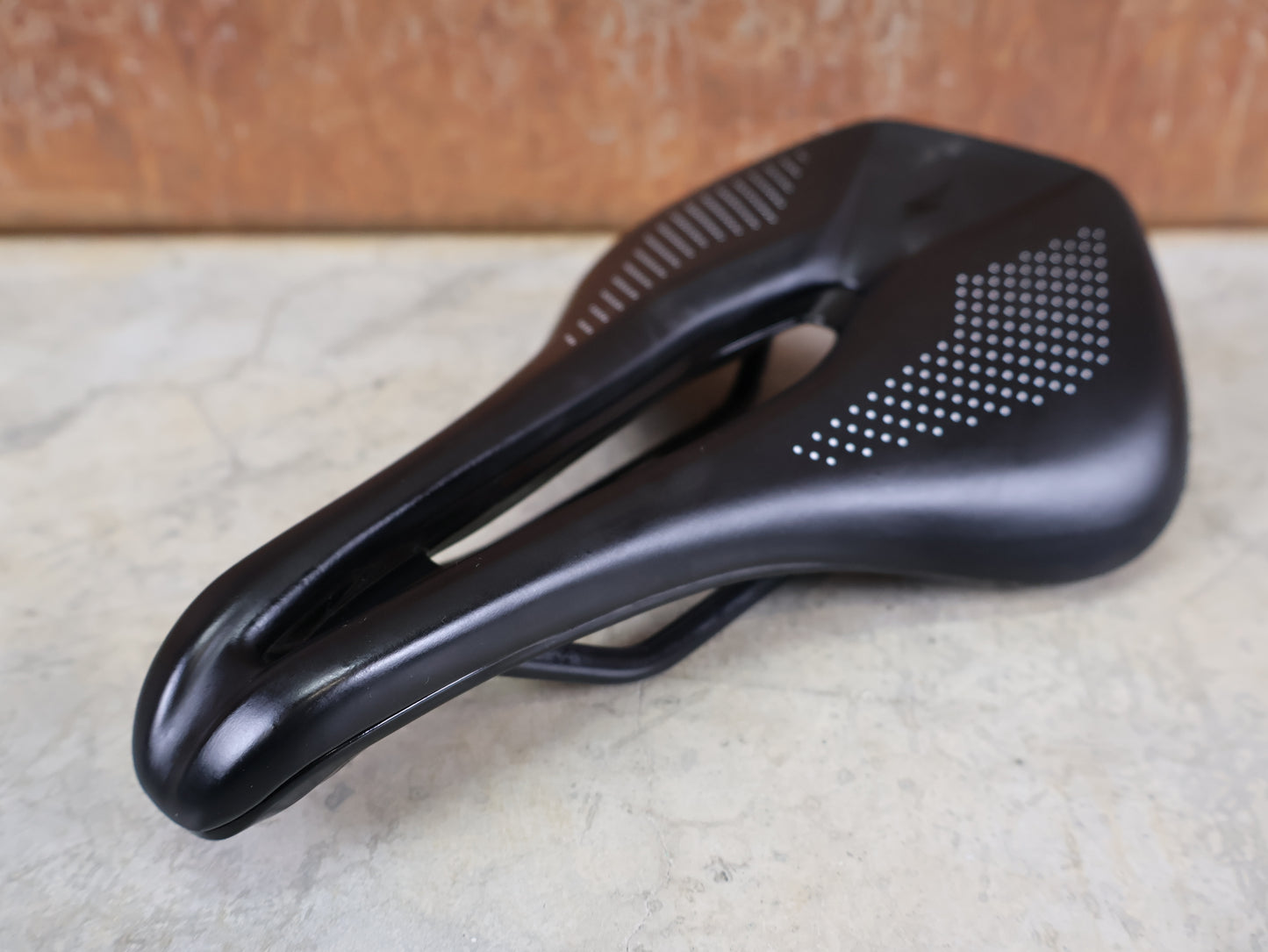 SPECIALIZED POWER EXPERT SADDLE / 155 MM / HOLLOW TITANIUM RAILS / 235G