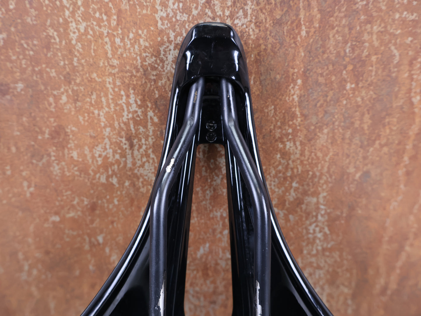 SPECIALIZED POWER EXPERT SADDLE / 155 MM / HOLLOW TITANIUM RAILS / 235G