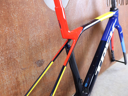 TREK MADONE SLR GEN 8 CARBON DISC FRAME SET NAVY SMOKE S 