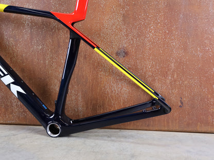 TREK MADONE SLR GEN 8 CARBON DISC FRAME SET NAVY SMOKE S 
