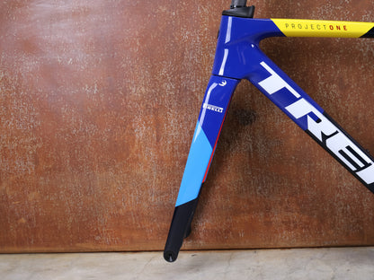TREK MADONE SLR GEN 8 CARBON DISC FRAME SET NAVY SMOKE S 