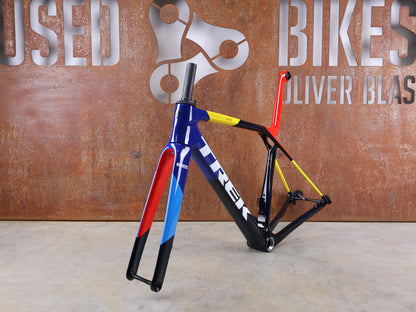 TREK MADONE SLR GEN 8 CARBON DISC FRAME SET NAVY SMOKE S 