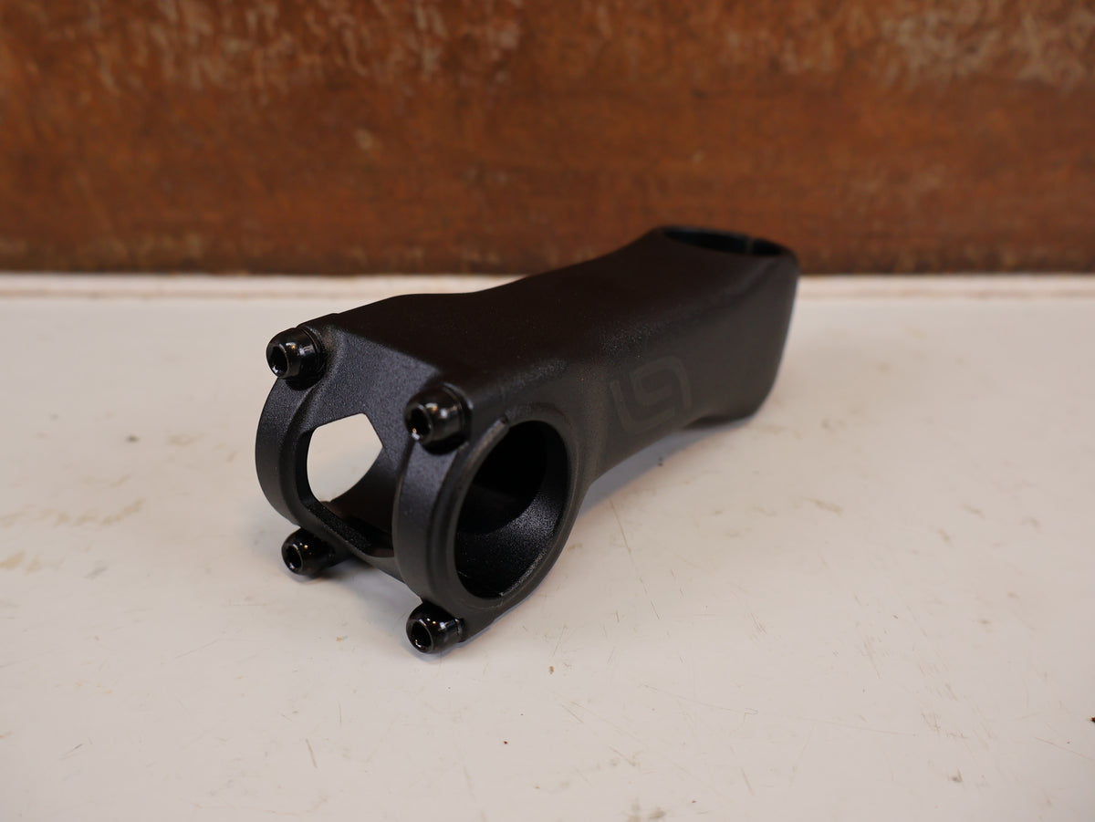 LEVELNINE AERO 31.8 VORBAU 100MM -7 GRAD BLACK STEAL B-WARE