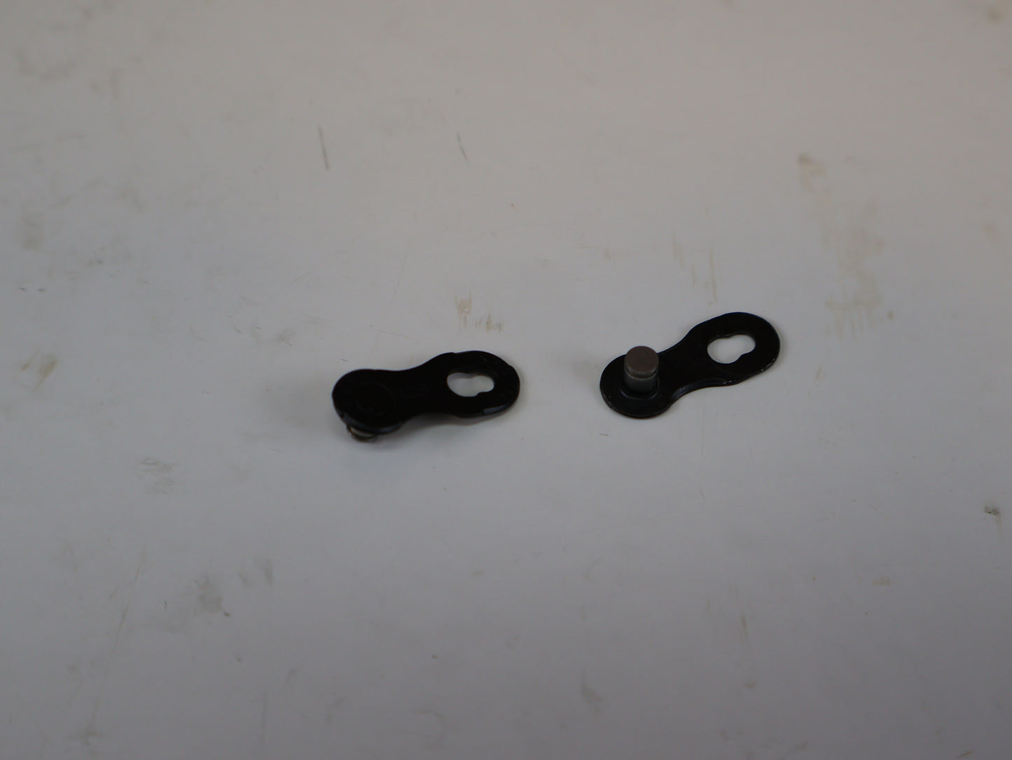KMC E12 BLACKTECH E-BIKE CHAIN / 12-SPEED BLACK 130 LINKS MTB