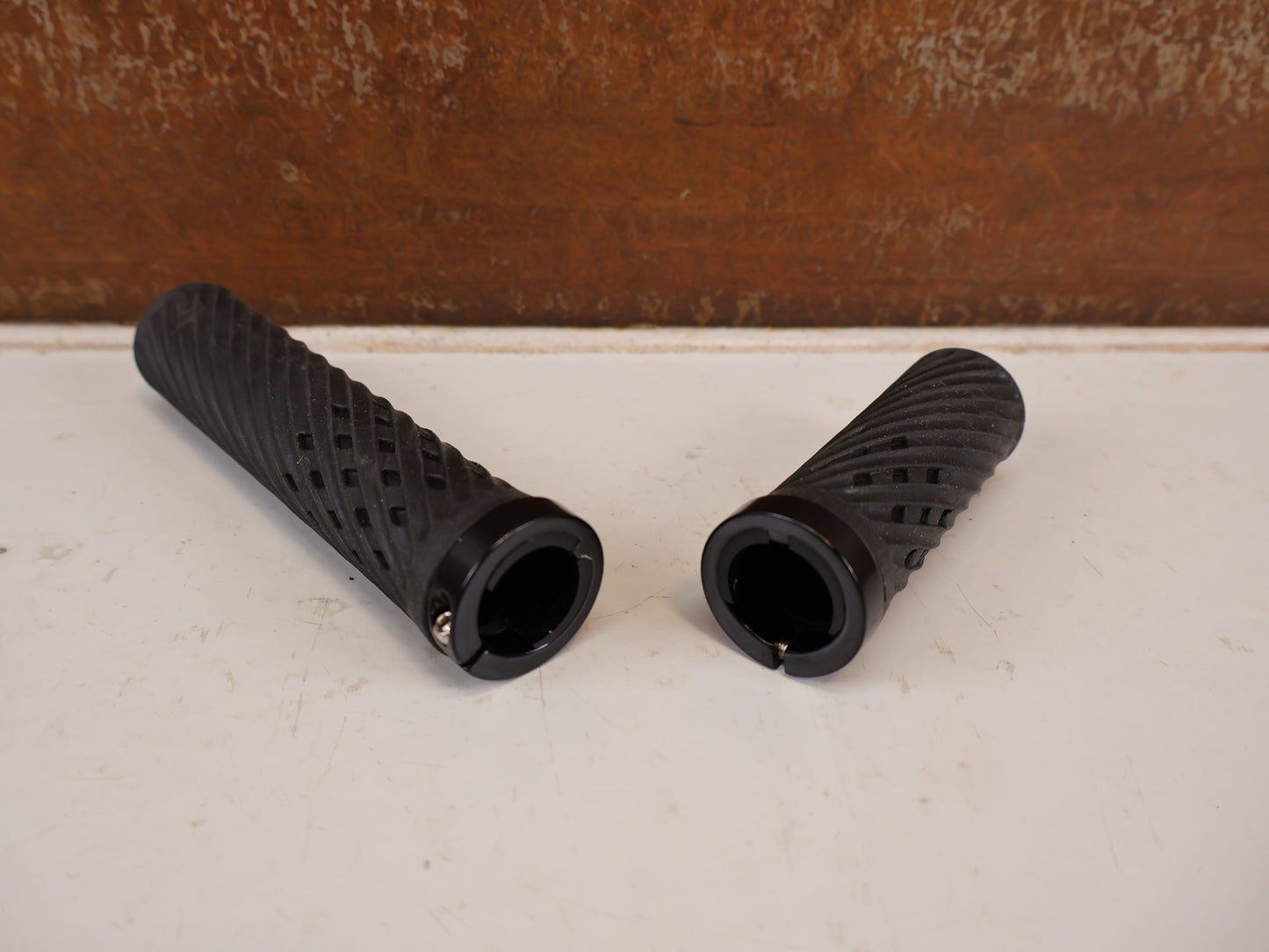 HERRMANS LUNA LOCK GRIFFE 130/90MM SCHWARZ SCHALTGRIFF 22MM