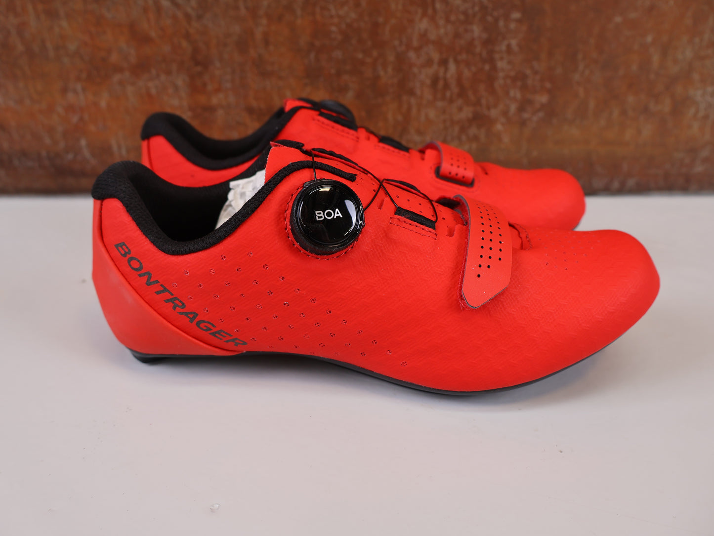 BONTRAGER CIRCUIT RENNRADSCHUH / BOA L6 / 2- & 3-LOCH KOMPATIBEL / RADIOACTIVE RED
