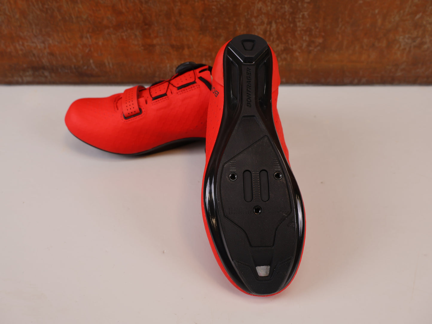 BONTRAGER CIRCUIT RENNRADSCHUH / BOA L6 / 2- & 3-LOCH KOMPATIBEL / RADIOACTIVE RED