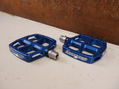 HOPE F12 KINDER PEDALE BLAU CNC FLAT PEDALS 9/16 ZOLL OHNE PINS