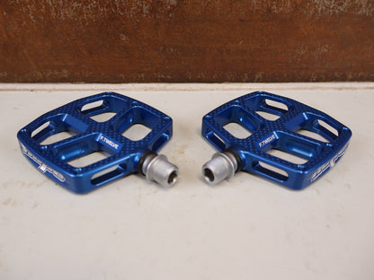 HOPE F12 KINDER PEDALE BLAU CNC FLAT PEDALS 9/16 ZOLL OHNE PINS