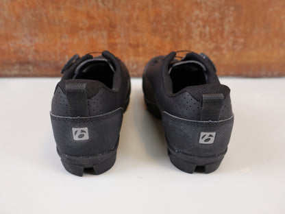 BONTRAGER EVOKE MTB SHOE / BOA L6 / GNARGUARD / SIZE 37 / BLACK