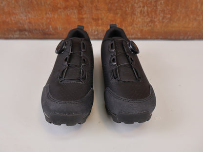 BONTRAGER EVOKE MTB SHOE / BOA L6 / GNARGUARD / SIZE 37 / BLACK