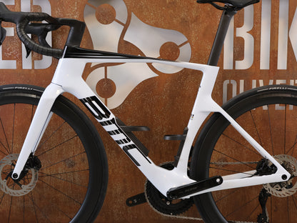 BMC TEAMMACHINE R 01 FIVE CARBON RENNRAD / MODELL 2026 / 54CM