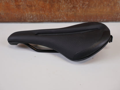 BONTRAGER VERSE SHORT ELITE TRAIL SADDLE / 145 MM / WING FLEX / AUSTENITE STEEL