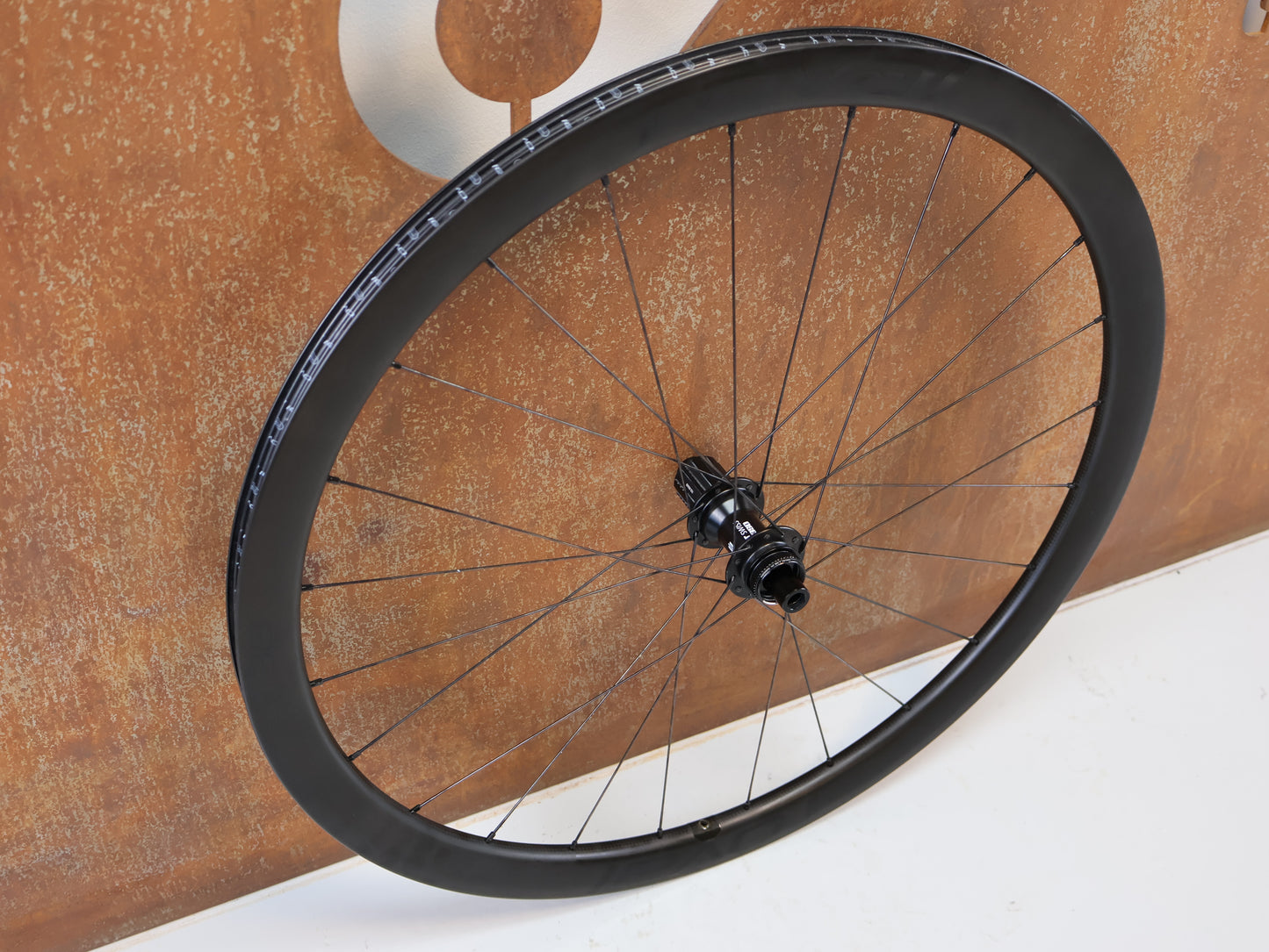 ROVAL RAPIDE C38 DISC CARBON LAUFRADSATZ / SHIMANO 11S ROAD GRAVEL WHEELS