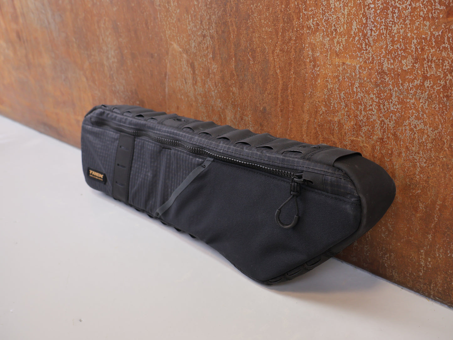 TREK ADVENTURE FRAME BAG / ULTRAGRID RIPSTOP / WATER-RESISTANT / 2.6L