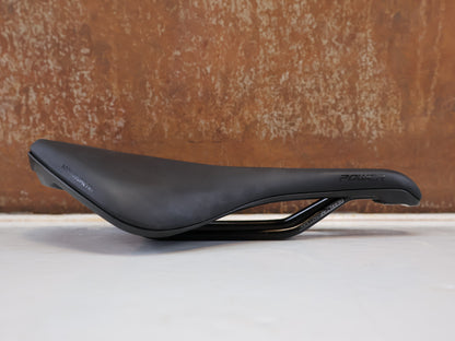 SPECIALIZED POWER EXPERT SATTEL / 155 MM / HOLLOW TITANIUM RAILS / 248G