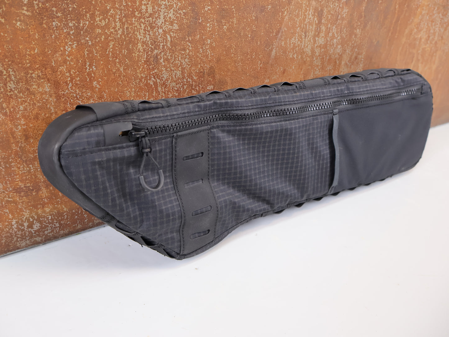 TREK ADVENTURE FRAME BAG / ULTRAGRID RIPSTOP / WATER-RESISTANT / 2.6L