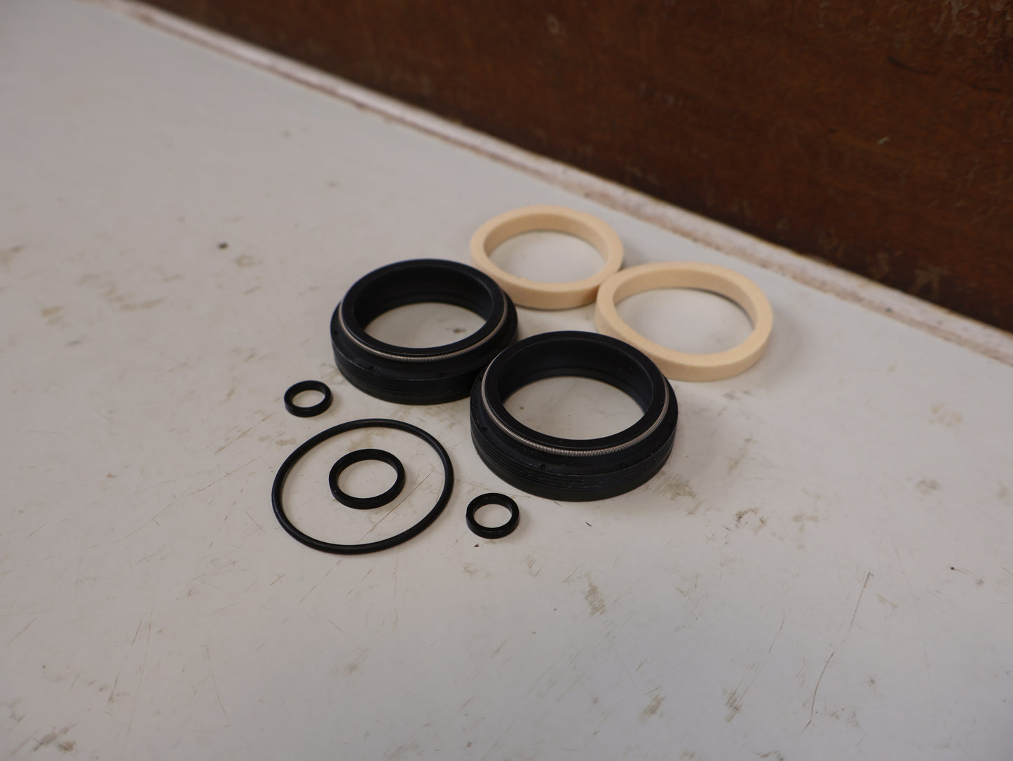 FOX DUST WIPER DICHTUNGSKIT 34MM SKF HAN 803-00-945