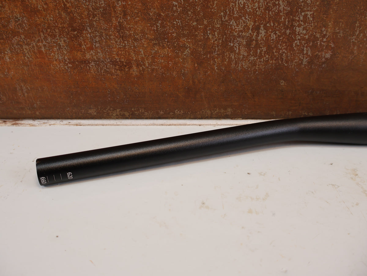 VORTRIEB 1 FLATBAR LENKER 31.8 MM 660MM 16 GRAD SCHWARZ MATT