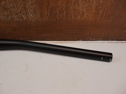 VORTRIEB 1 FLATBAR LENKER 31.8 MM 660MM 16 GRAD SCHWARZ MATT