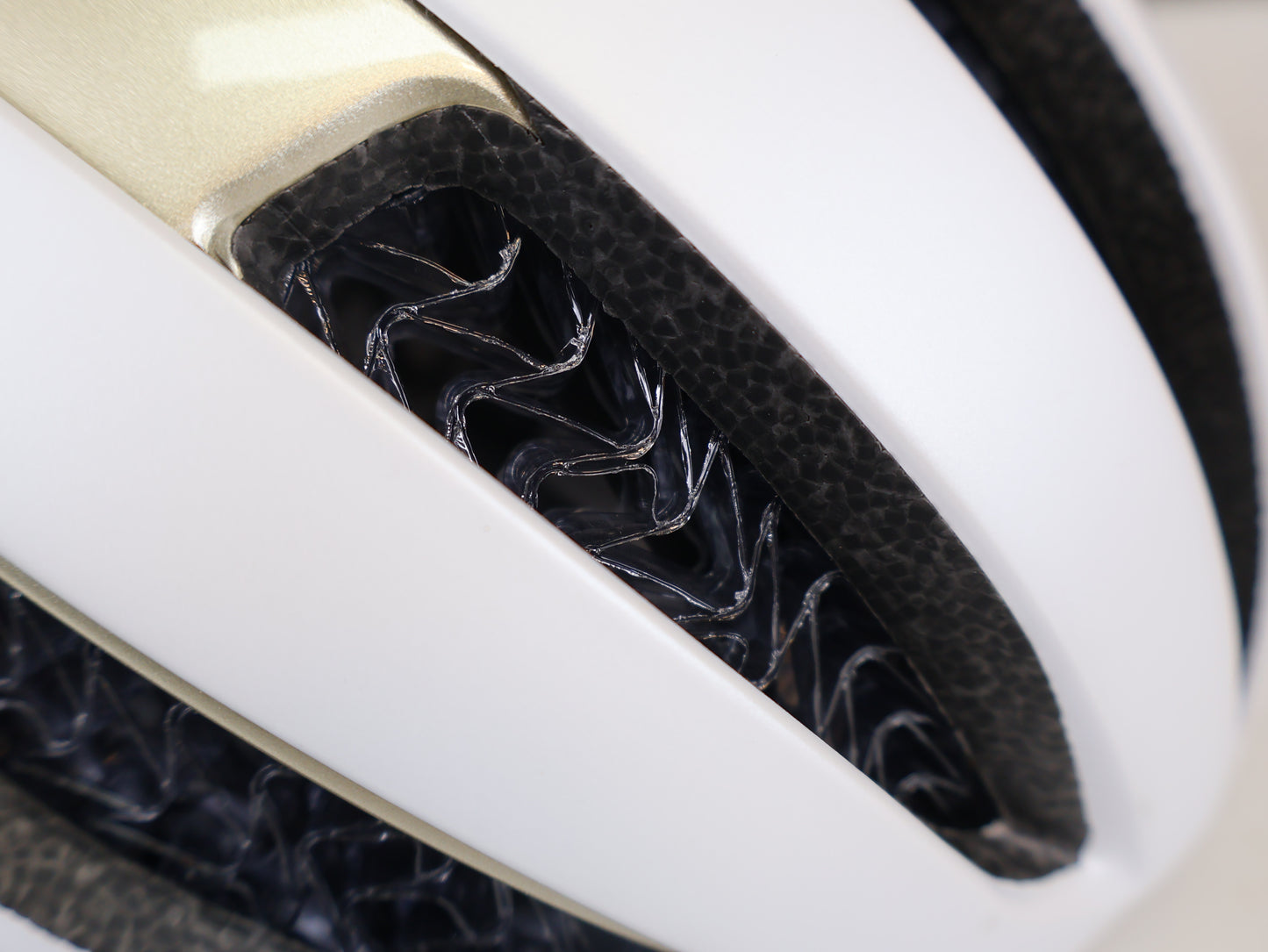 TREK CIRCUIT WAVECEL HELMET / ROAD & GRAVEL / BOA SYSTEM / BLENDR / S & M