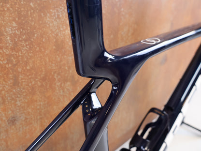 TREK MADONE SLR GEN 8 RAHMENSET NAVY SMOKE / M / PROJECT ONE