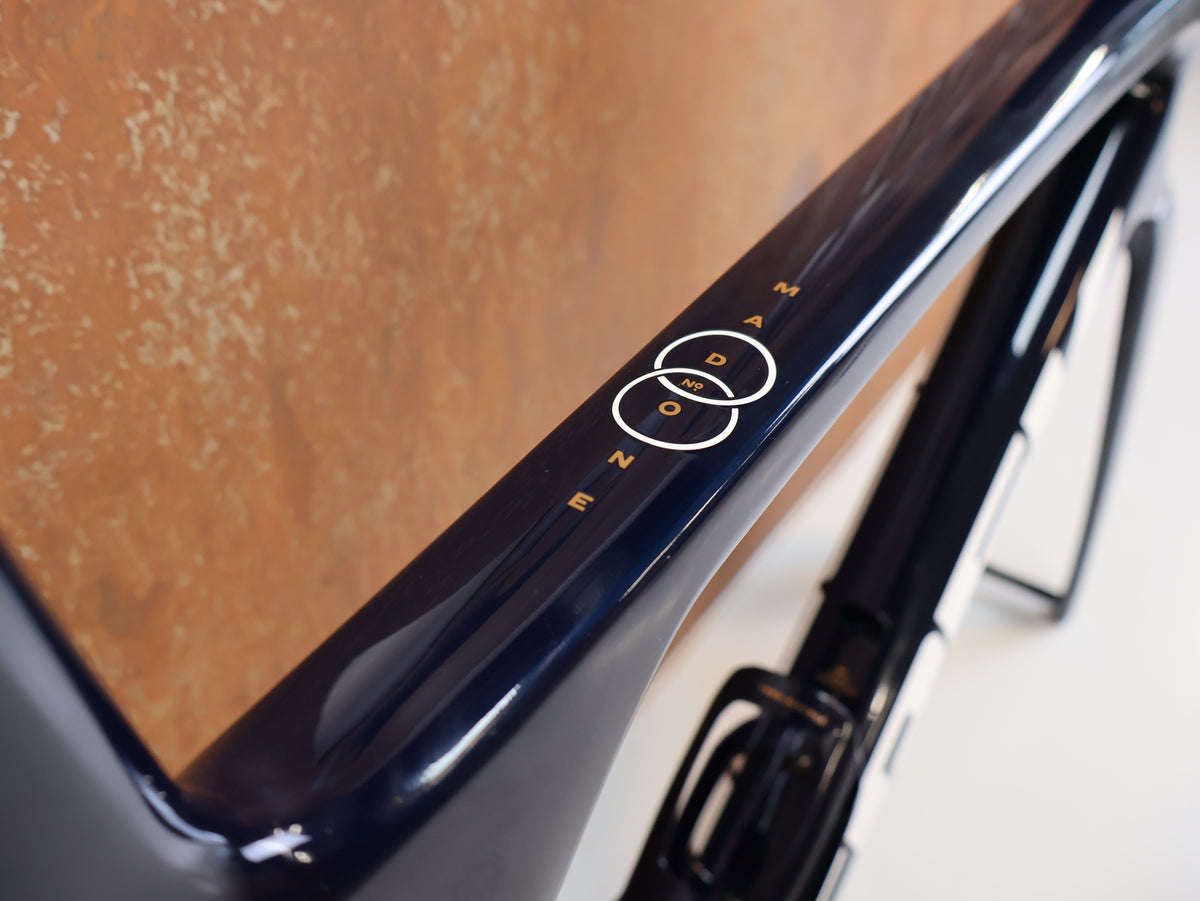 TREK MADONE SLR GEN 8 RAHMENSET NAVY SMOKE / M / PROJECT ONE