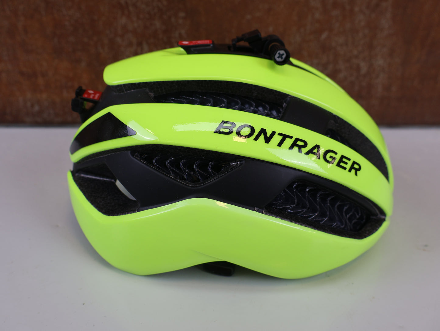 BONTRAGER CIRCUIT WAVECEL HELMET / RADIOACTIVE YELLOW / SIZE S / BOA SYSTEM