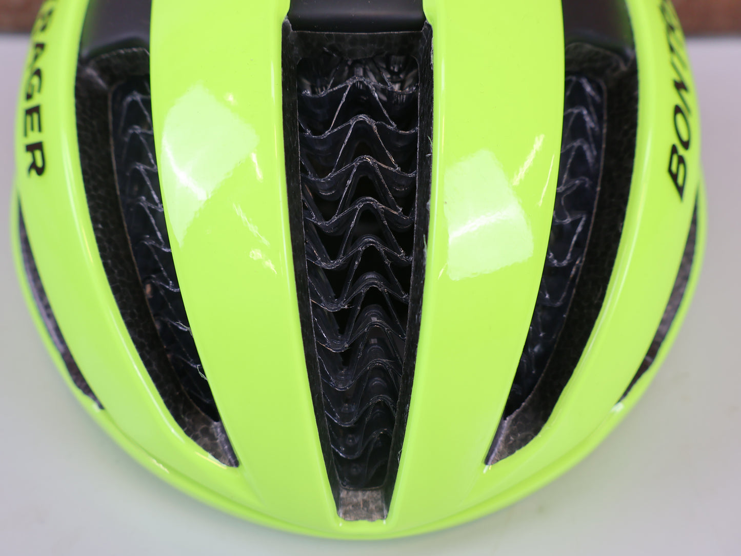 BONTRAGER CIRCUIT WAVECEL HELMET / RADIOACTIVE YELLOW / SIZE S / BOA SYSTEM