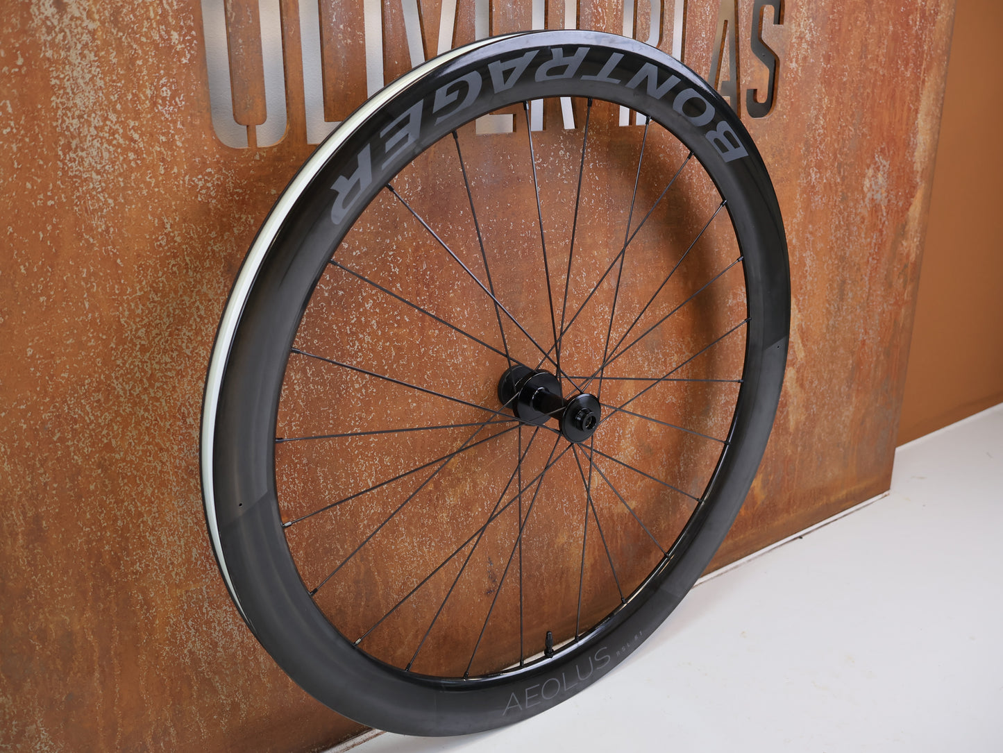 BONTRAGER AEOLUS RSL 51 TLR DISC CARBON LAUFRADSATZ SRAM XDR 1410G