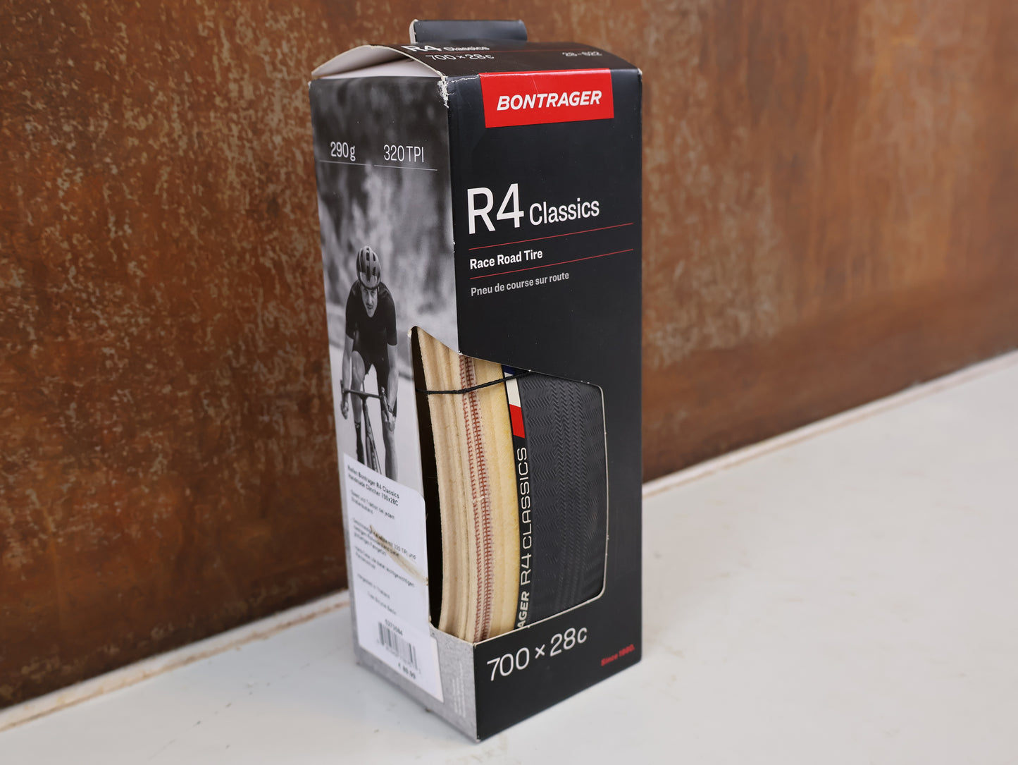 BONTRAGER R4 CLASSICS HARD-CASE LITE RENNREIFEN / 700X28C 28-622 / TANWALL