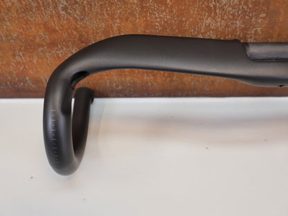 TREK MADONE SLR CARBON HANDLEBAR / VR-CF / 400MM / OCLV CARBON / DNISTER BLACK