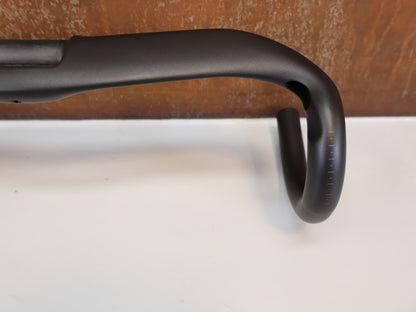 TREK MADONE SLR CARBON HANDLEBAR / VR-CF / 400MM / OCLV CARBON / DNISTER BLACK
