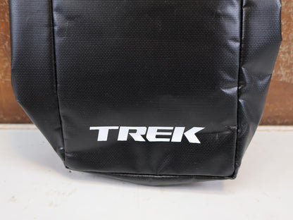 TREK WATERPROOF BUCKLED NIP BAG W5268548 / STYLISCHE UNIVERSAL TRANSPORTTASCHE